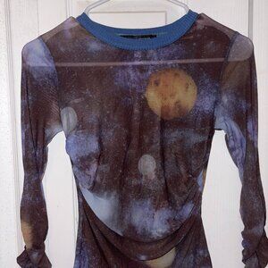 Space patterned mesh top